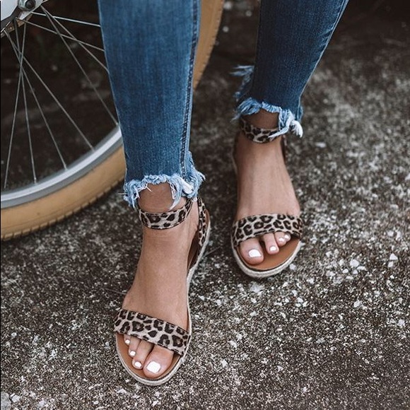 ‘The Maya Sandal’ In Leopard Print - Picture 3 of 5